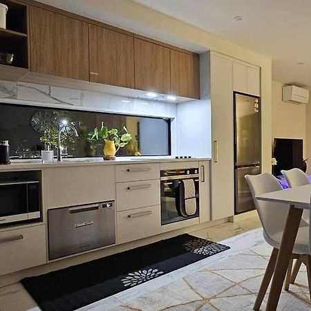 2-Bedroom Ensuite, Close To City, Comfortable, Accessible With Own Parking Christchurch Bagian luar foto